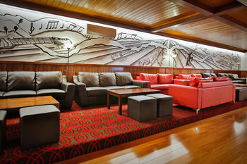 Hotel Lounge